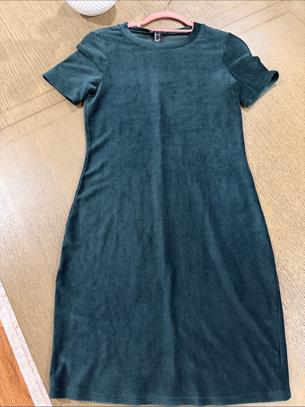 Forever 21 Short-Sleeve Velvet Midi Dress in Teal Green